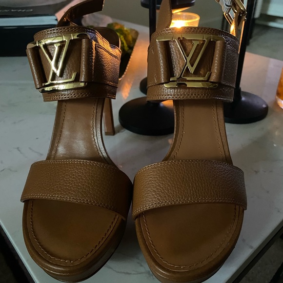 Platform Louis Vuitton heels (sold) - Picture 4 of 16